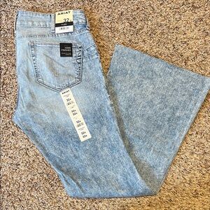 Ariat women's Light Blue Flare Jeans- NWT